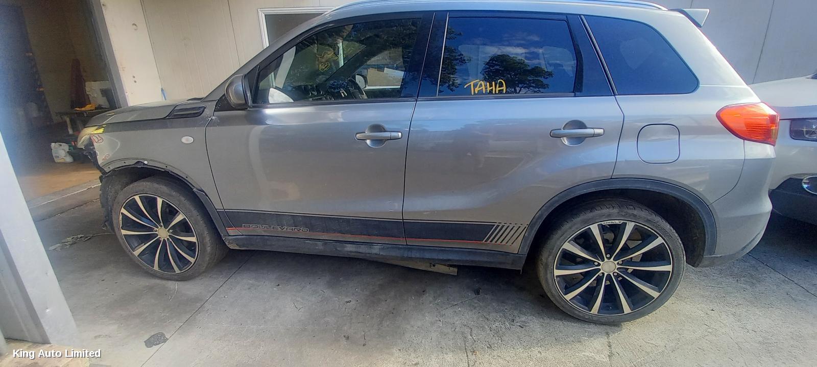 Suzuki VITARA 2015 Left Guard thumbnail 3