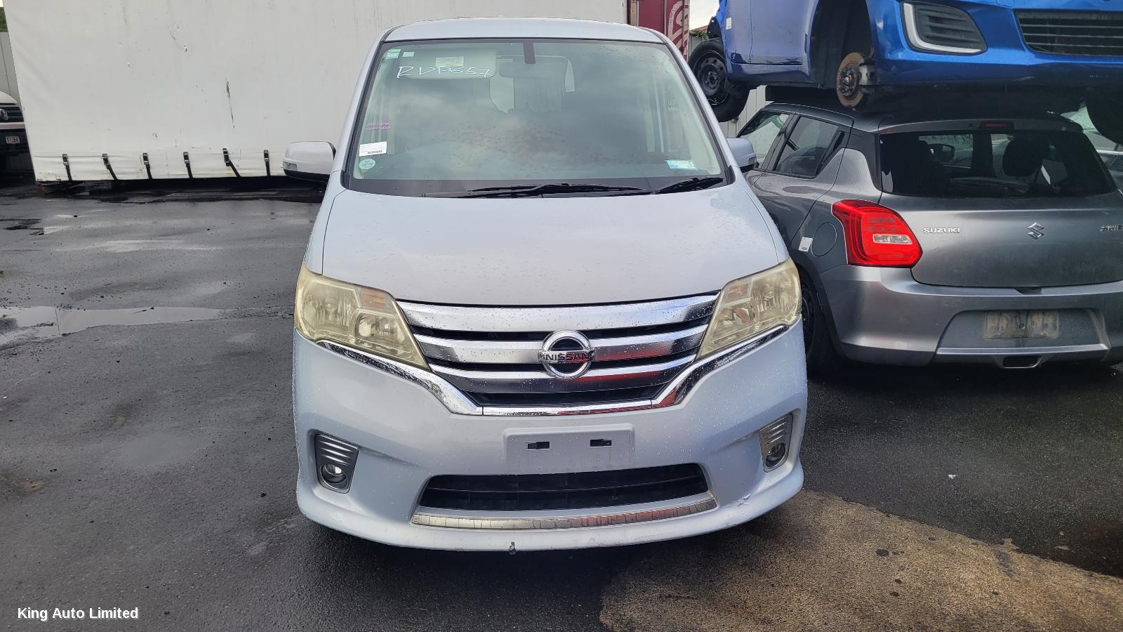 Nissan - Nissan SERENA 2013 Washer Bottle