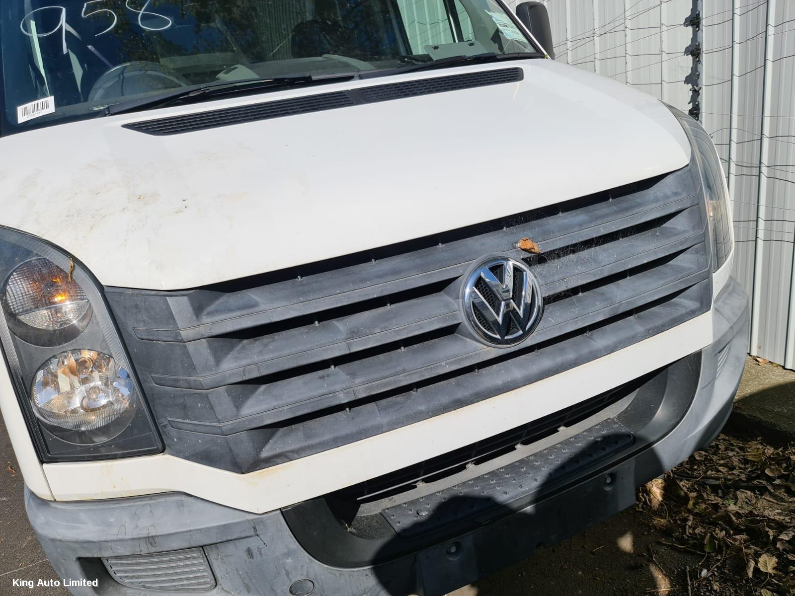 Volkswagen - Volkswagen CRAFTER 2012 A/C Compressor