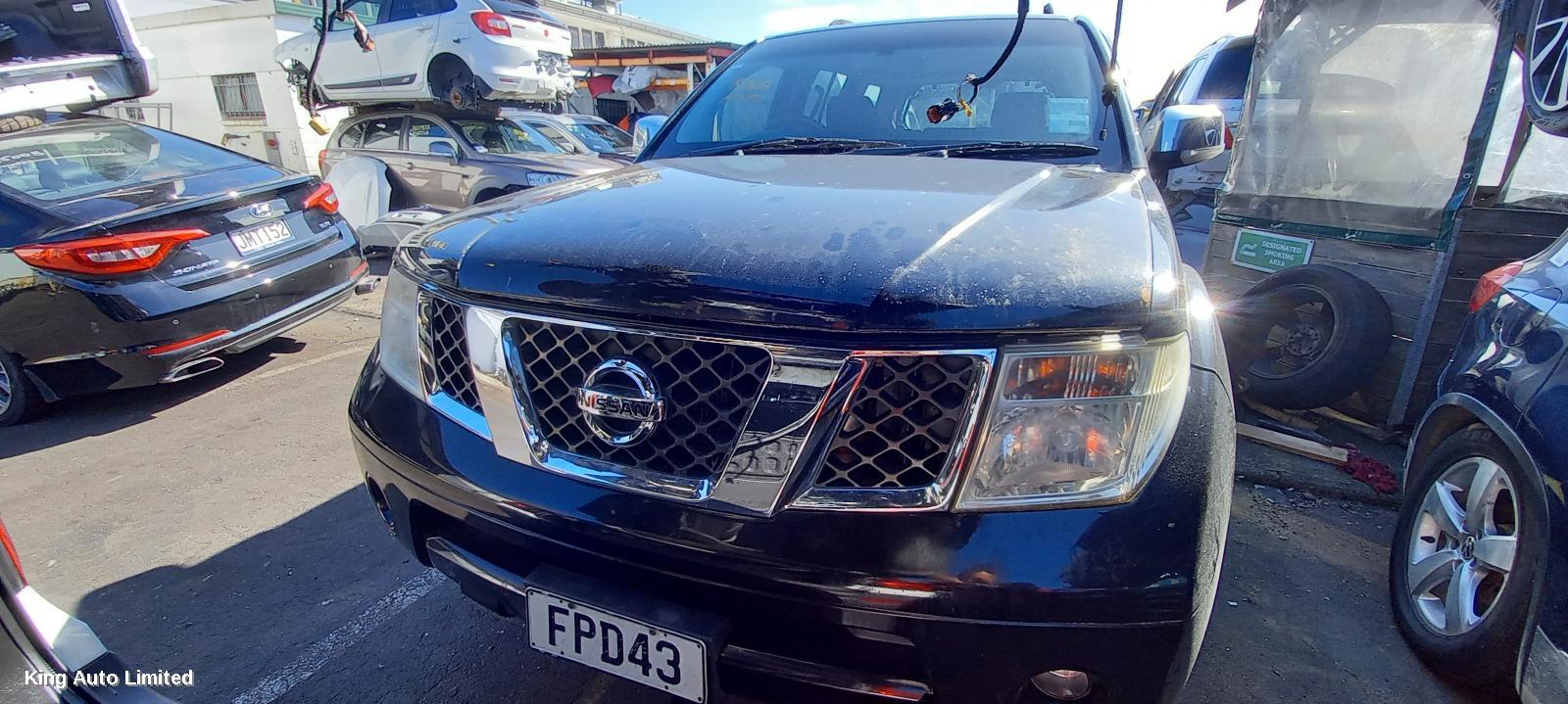 Nissan PATHFINDER 2010 Grille thumbnail 2
