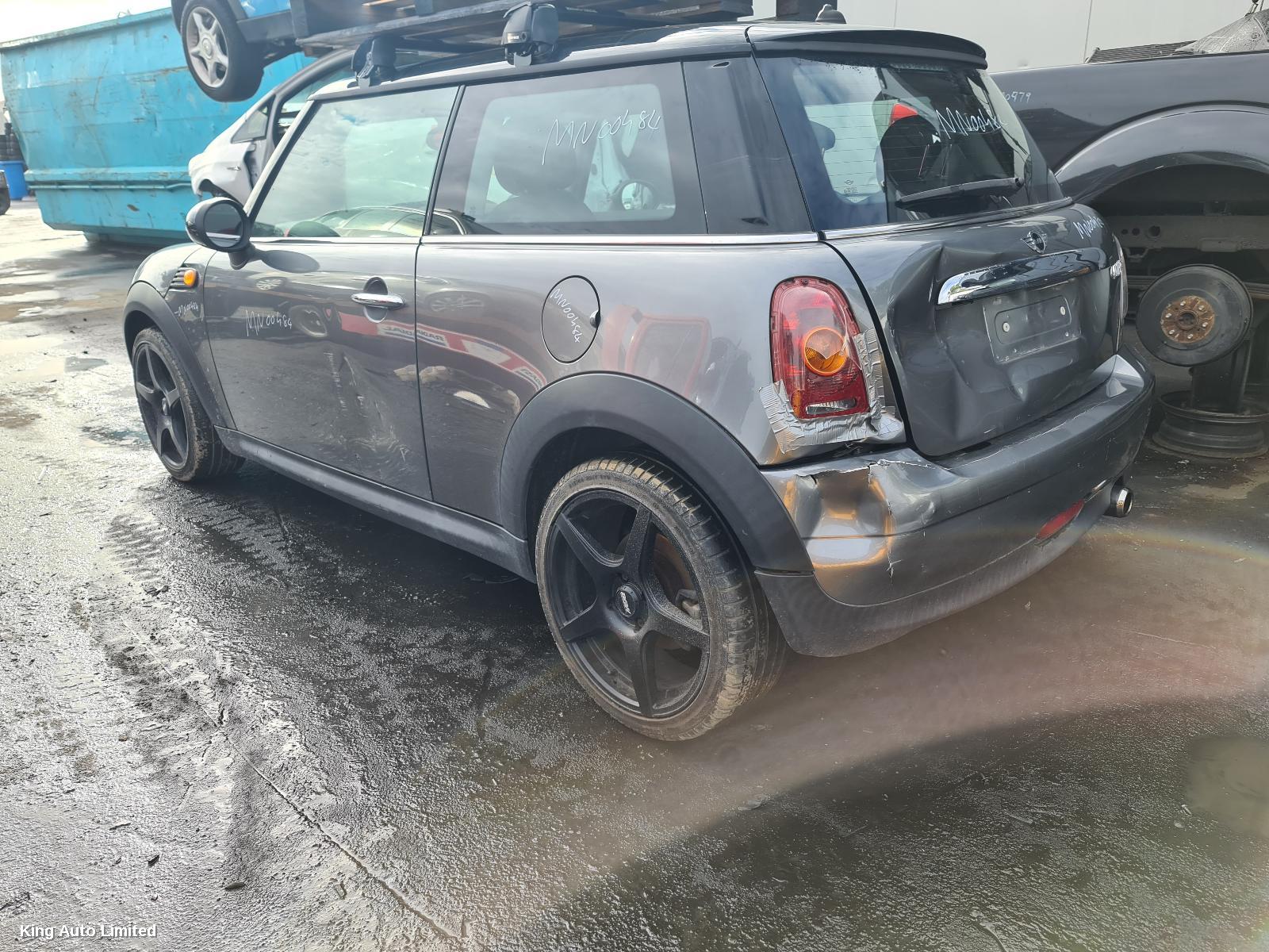 Mini COOPER 2010 Right Headlamp thumbnail 2