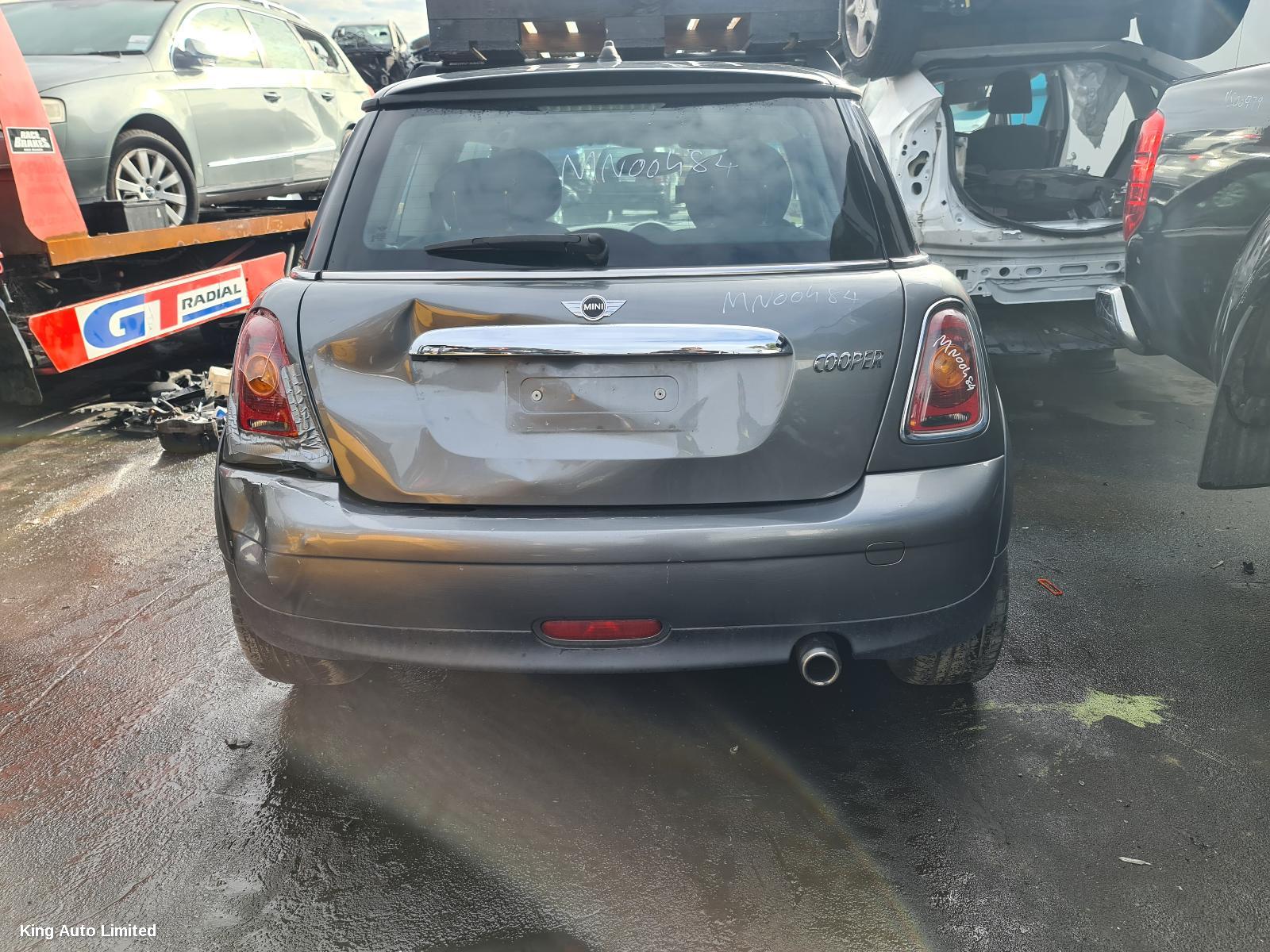 Mini COOPER 2010 Right Headlamp thumbnail 3