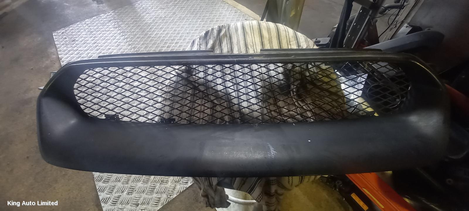 Subaru - Subaru LIBERTY 2007 Grille