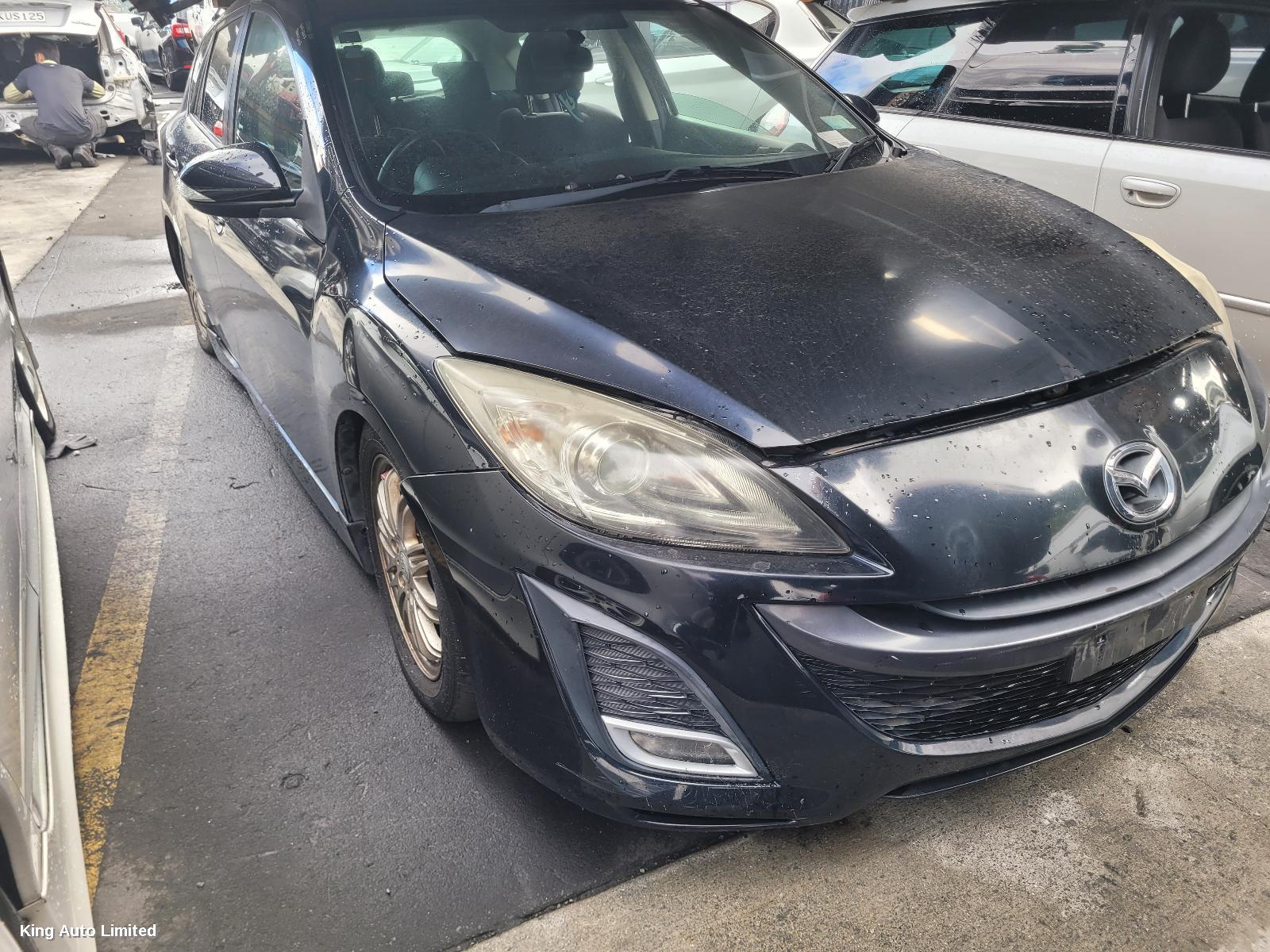 Mazda - Mazda 3 2011 Rear Garnish