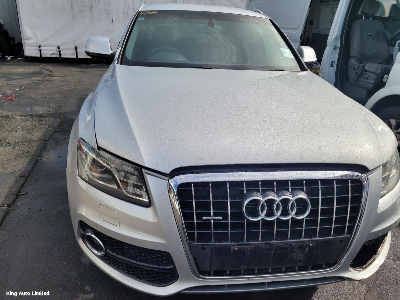 Audi Q5 2010 A/C Compressor thumbnail 2