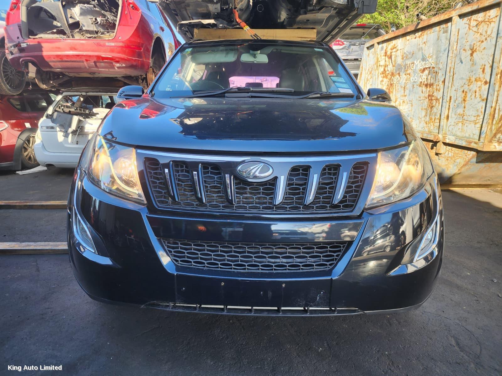Mahindra XUV500 2017 Left Taillight thumbnail 2