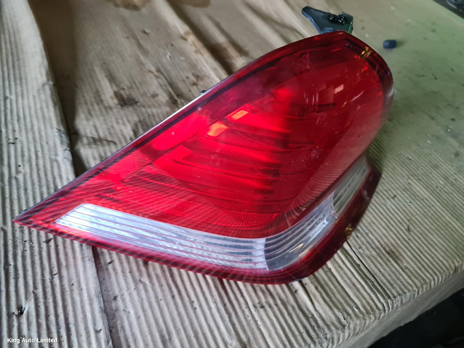 Honda ODYSSEY 2004 Left Taillight thumbnail 3