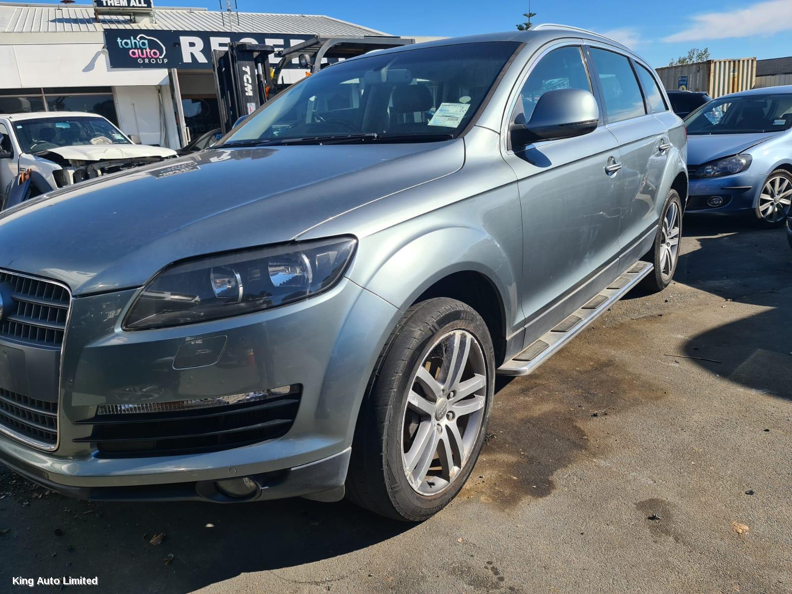 Audi Q7 2006 Grille thumbnail 2