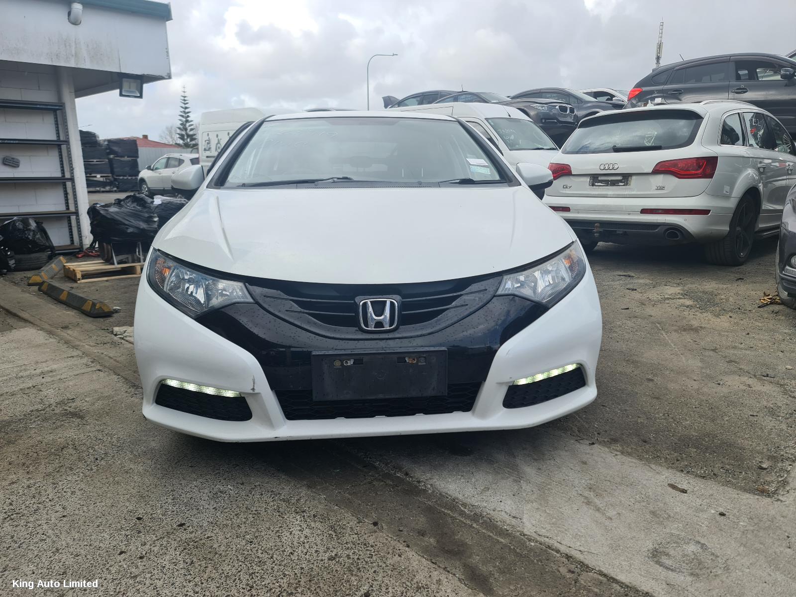 Honda - Honda CIVIC 2014 Left Taillight