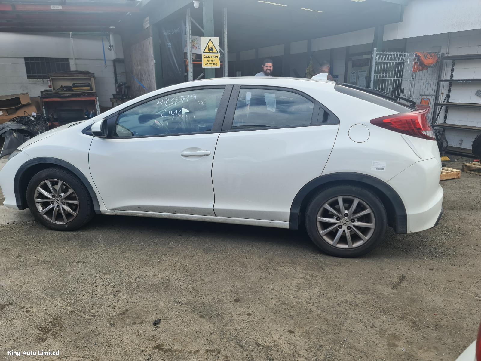 Honda CIVIC 2014 Left Taillight thumbnail 3