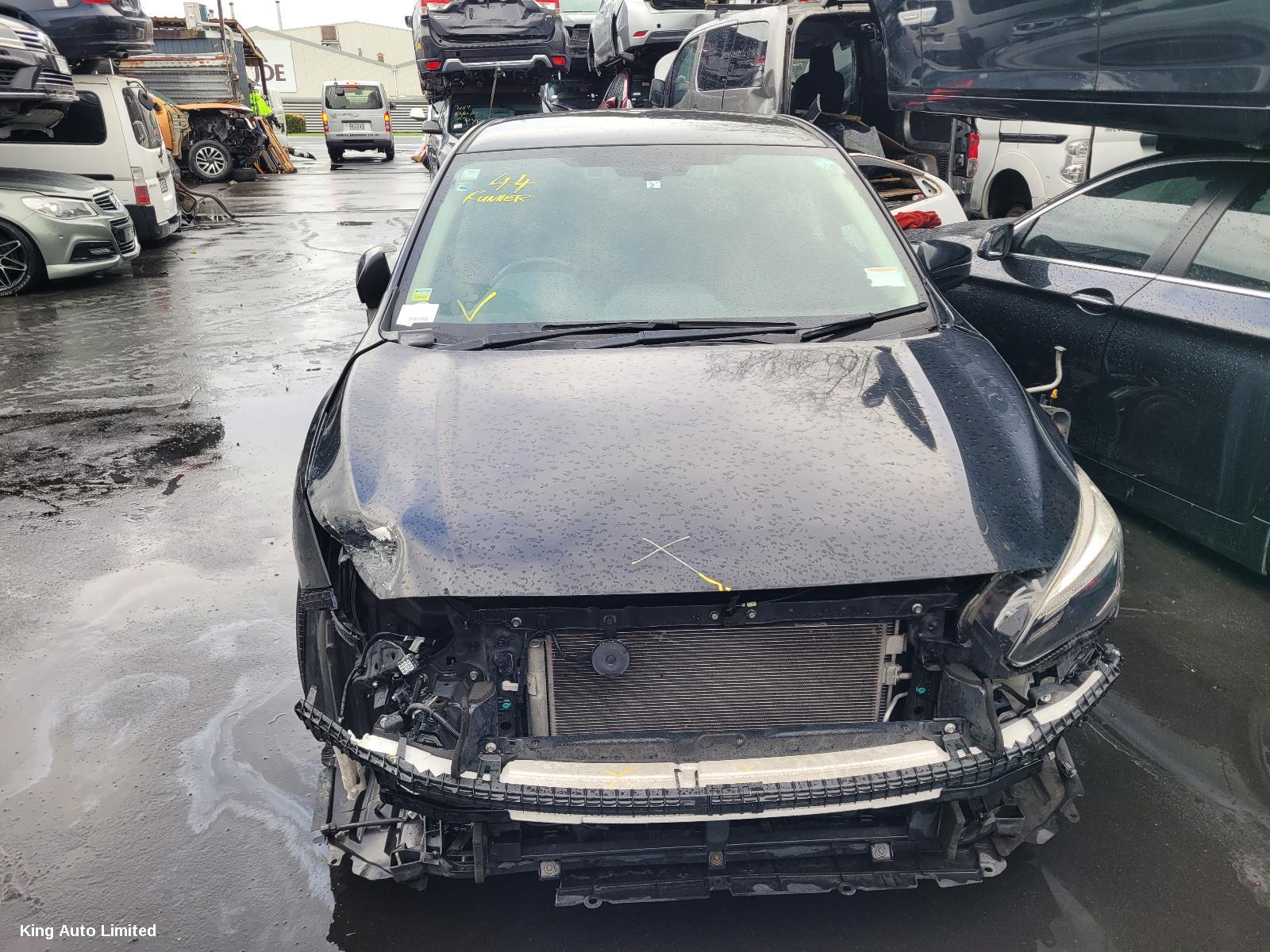 Subaru IMPREZA 2017 Left Guard thumbnail 1