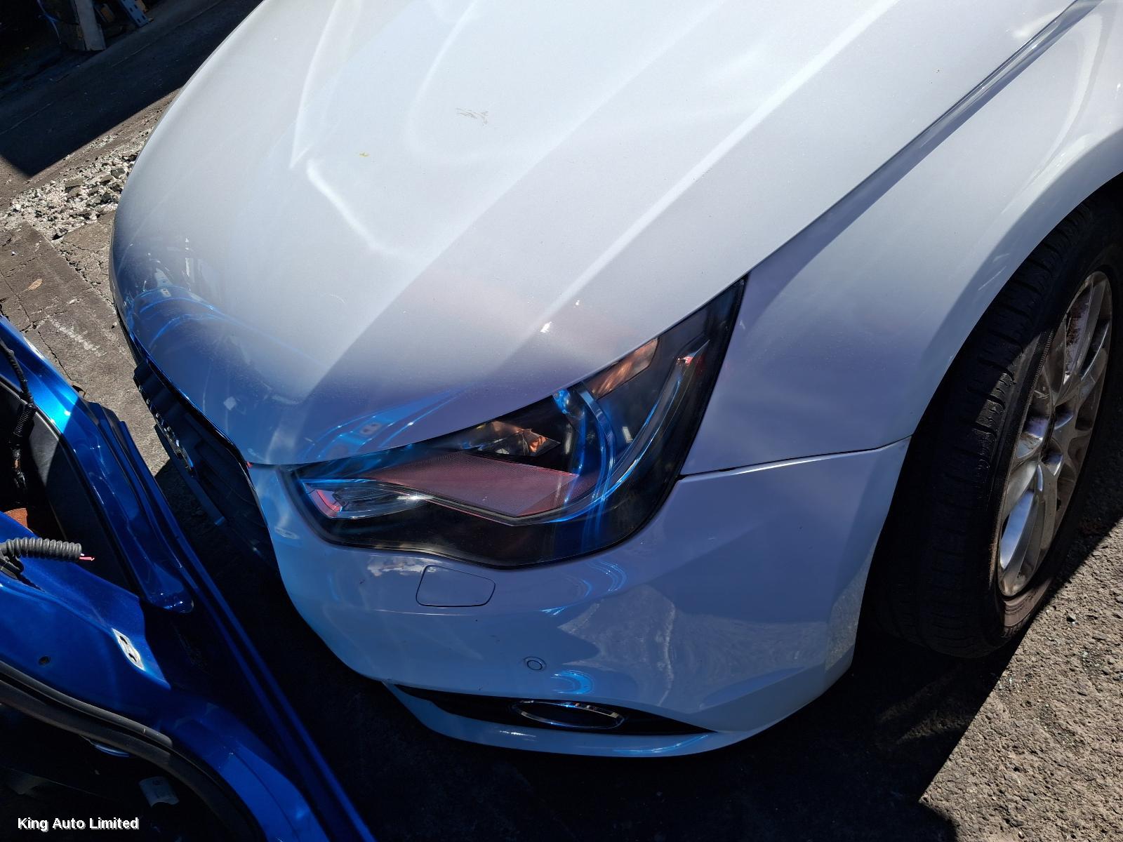 Audi A1 2012 Bonnet thumbnail 3
