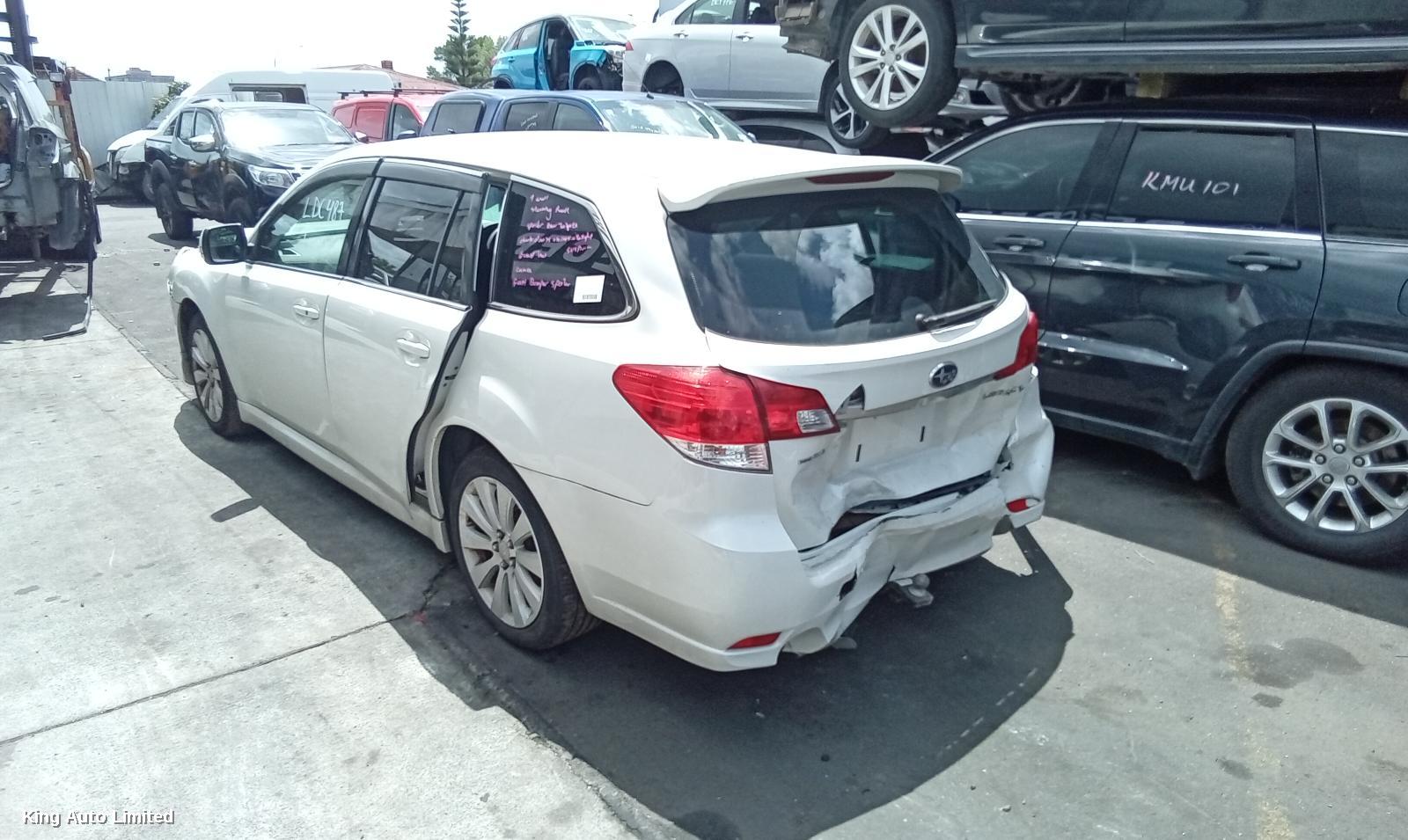 Subaru LIBERTY 2011 Rear Spoiler thumbnail 3