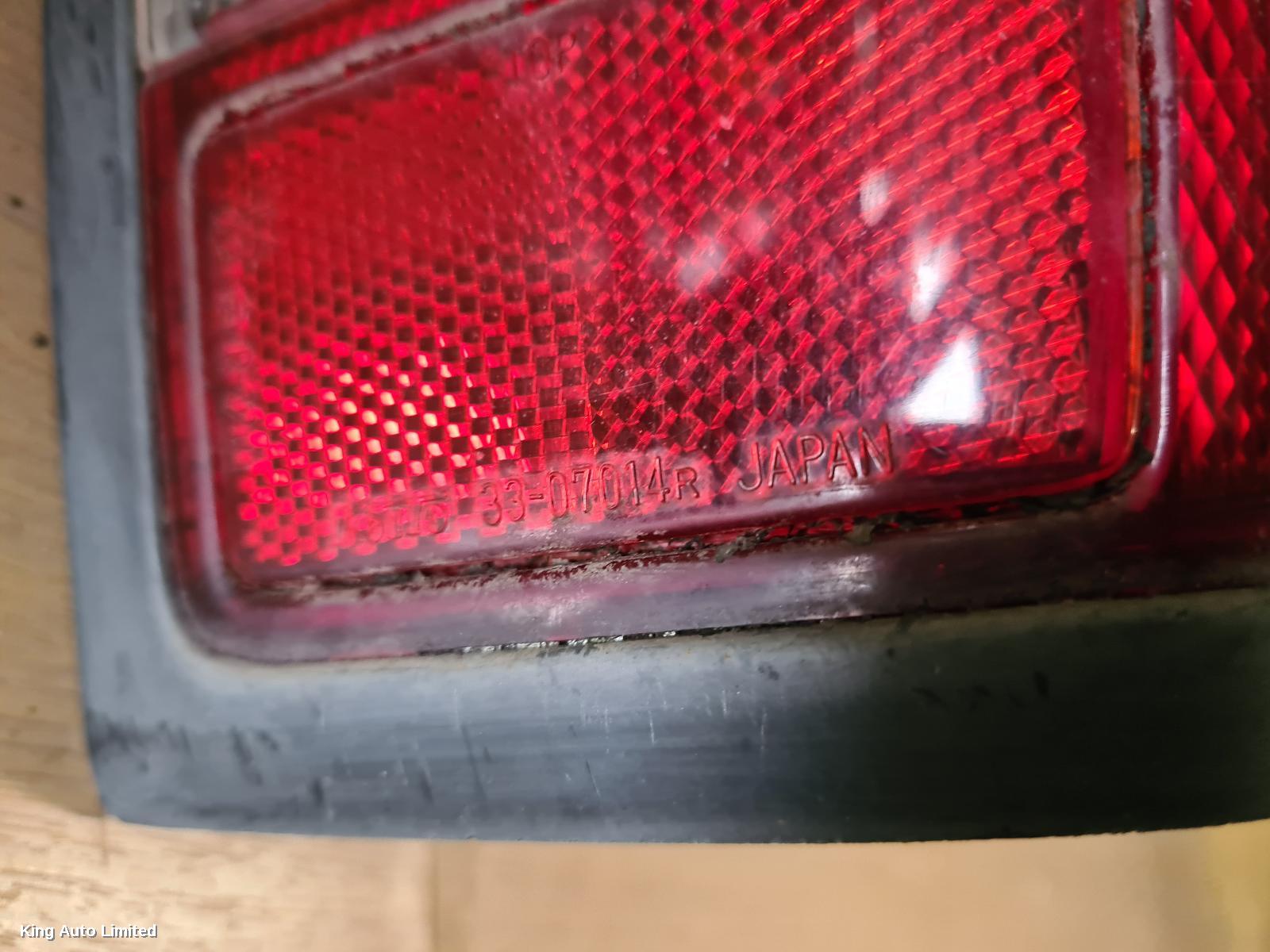 Nissan NAVARA 2004 Right Taillight thumbnail 2