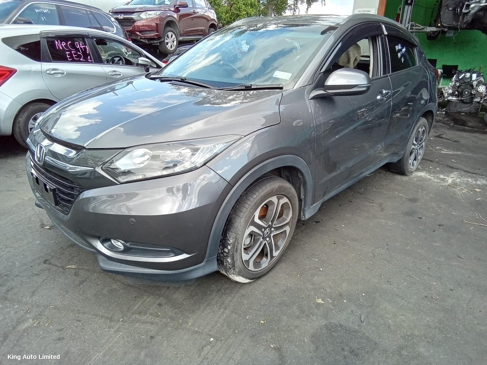 Honda HRV 2017 Rear Garnish thumbnail 3