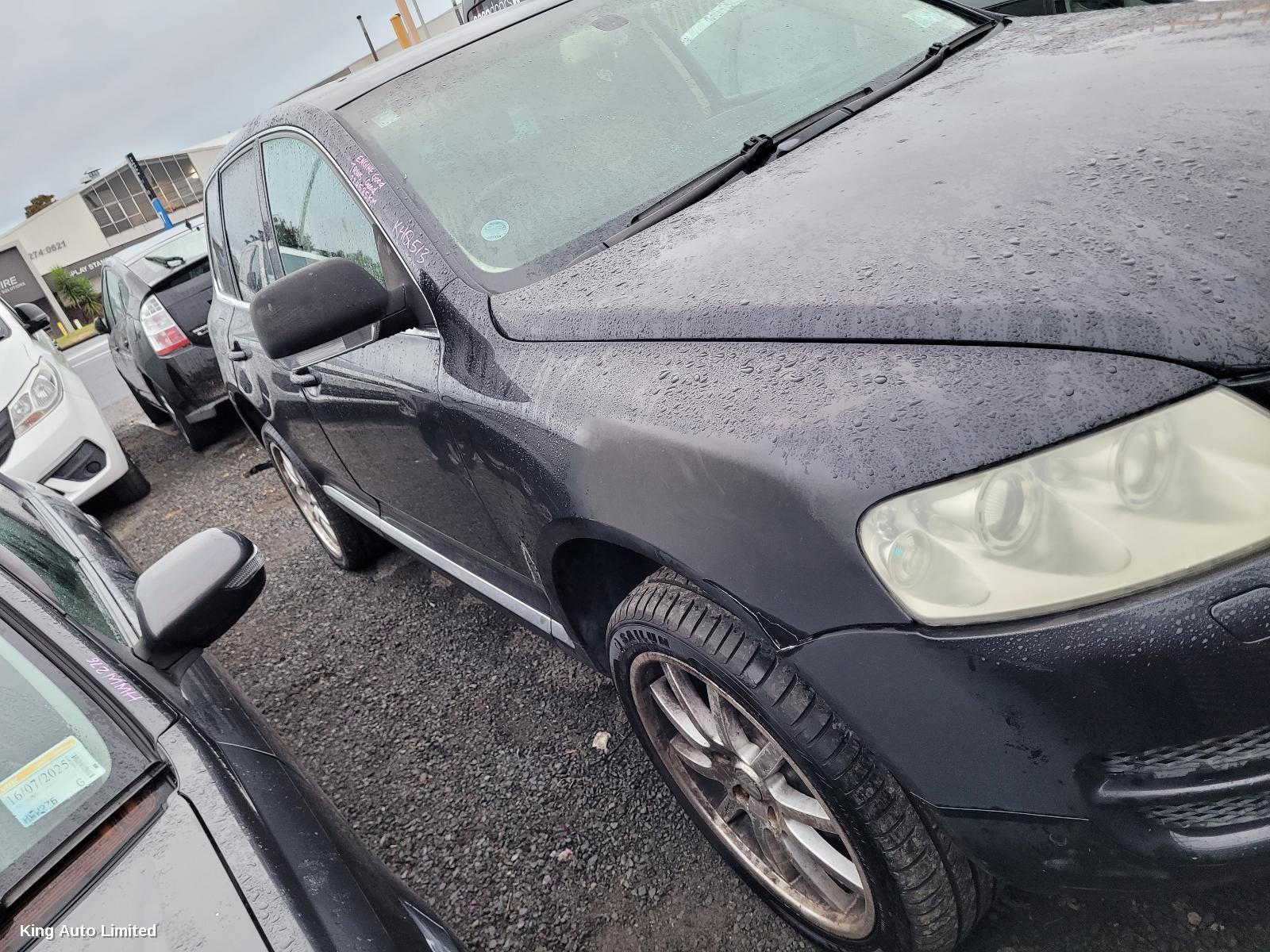 Volkswagen TOUAREG 2005 Left Guard thumbnail 3