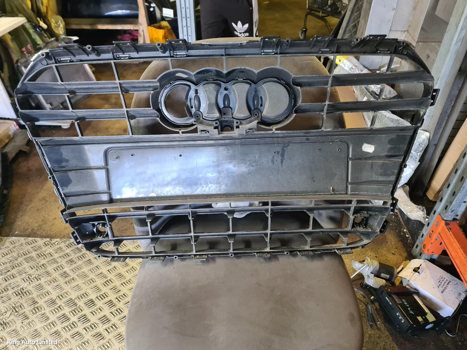 Audi A6 2012 Grille thumbnail 1