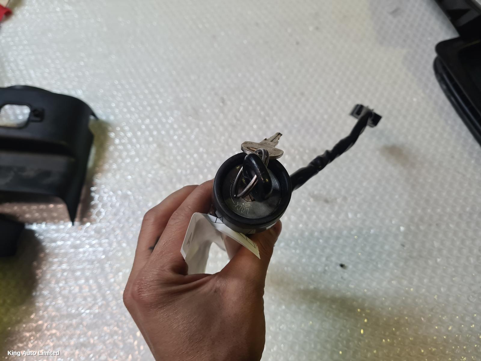 Subaru IMPREZA 1996 Ignition W/ Key thumbnail 3