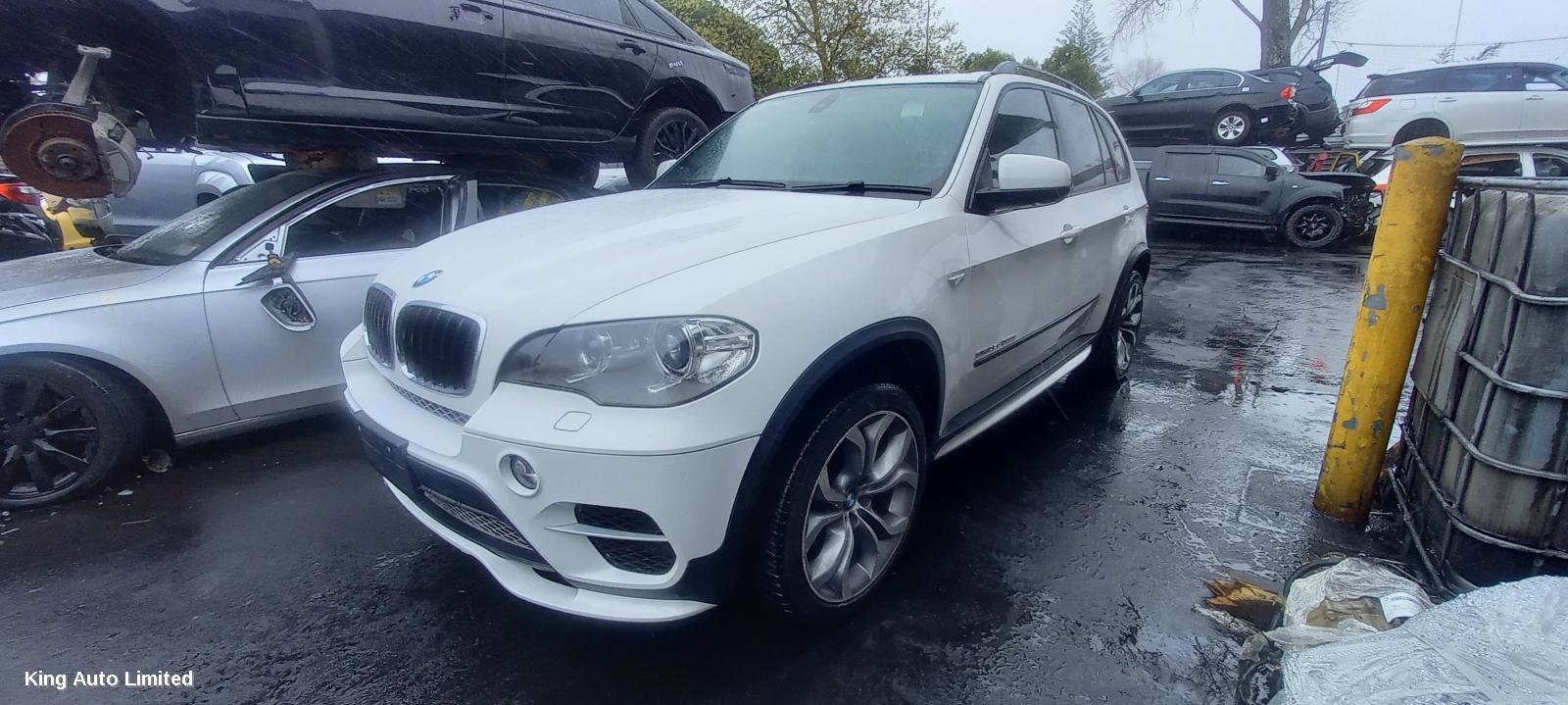 BMW X5 2013 Alternator thumbnail 2