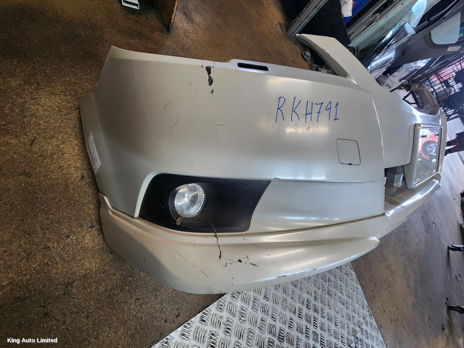 Subaru LIBERTY 2010 Front Bumper thumbnail 3