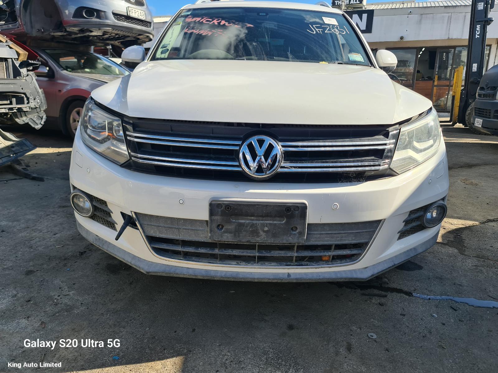 Volkswagen TIGUAN 2012 Front Bumper thumbnail 1