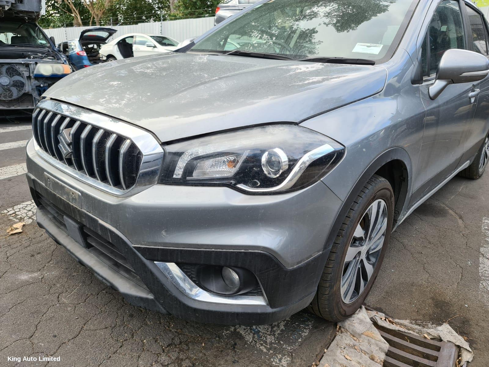 Suzuki S-CROSS 2017 Right Door Mirror thumbnail 2