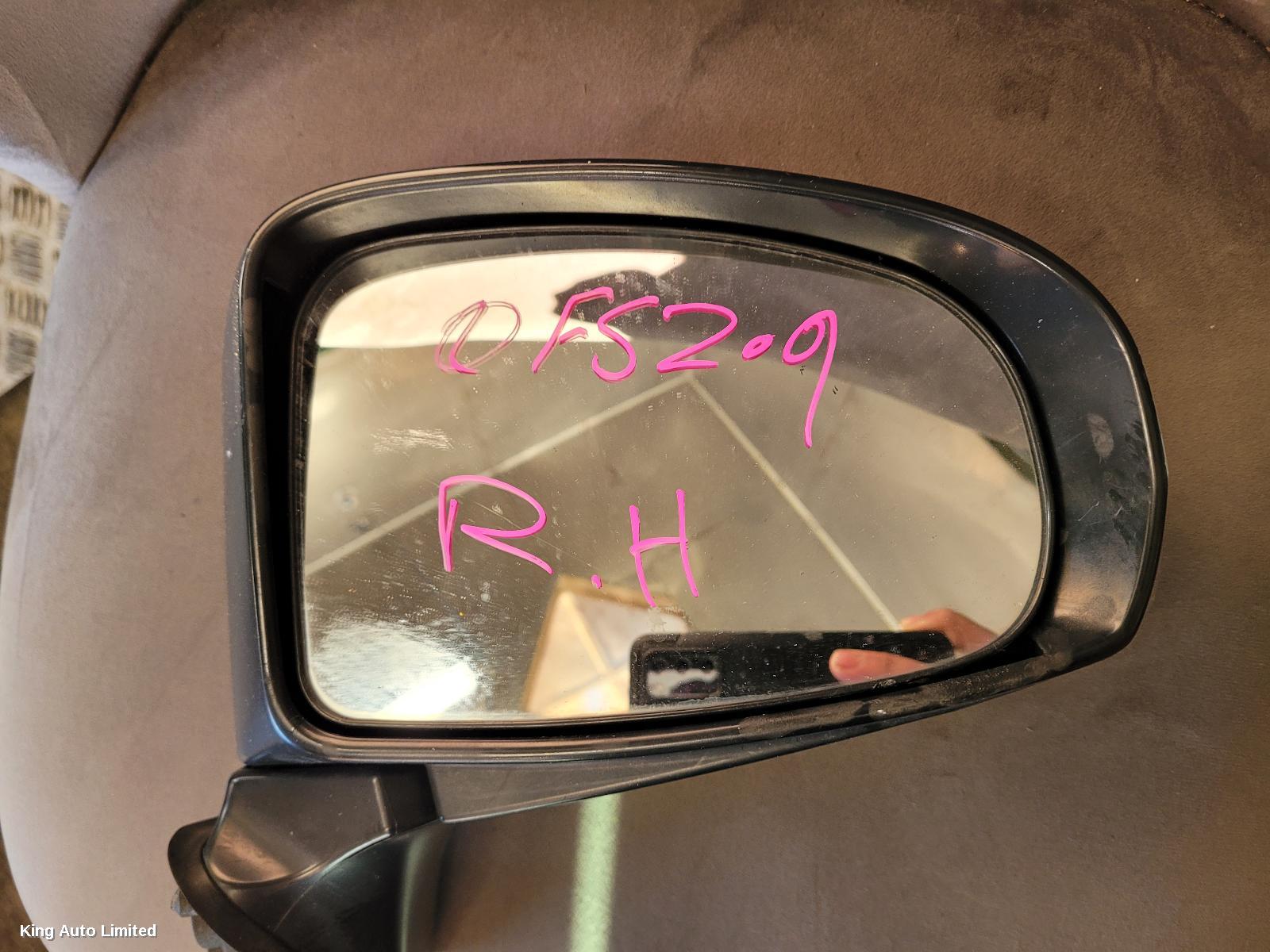 Toyota PRIUS 2010 Right Door Mirror thumbnail 2