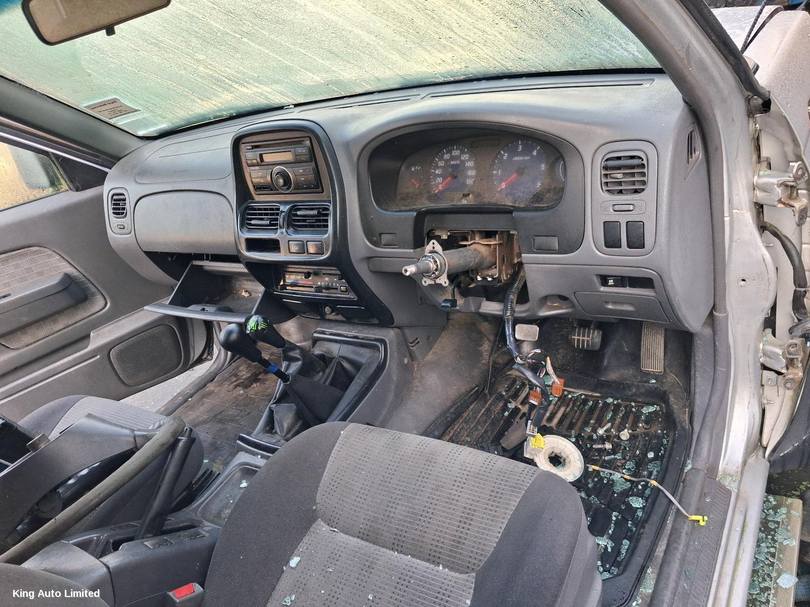 Nissan NAVARA 2009 Left Guard thumbnail 1