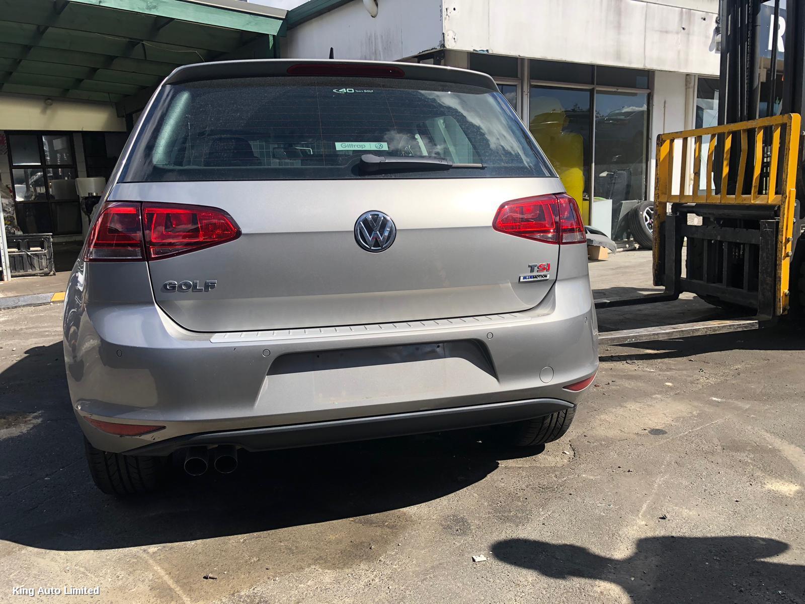 Volkswagen GOLF 2014 Bootlid/Tailgate thumbnail 3