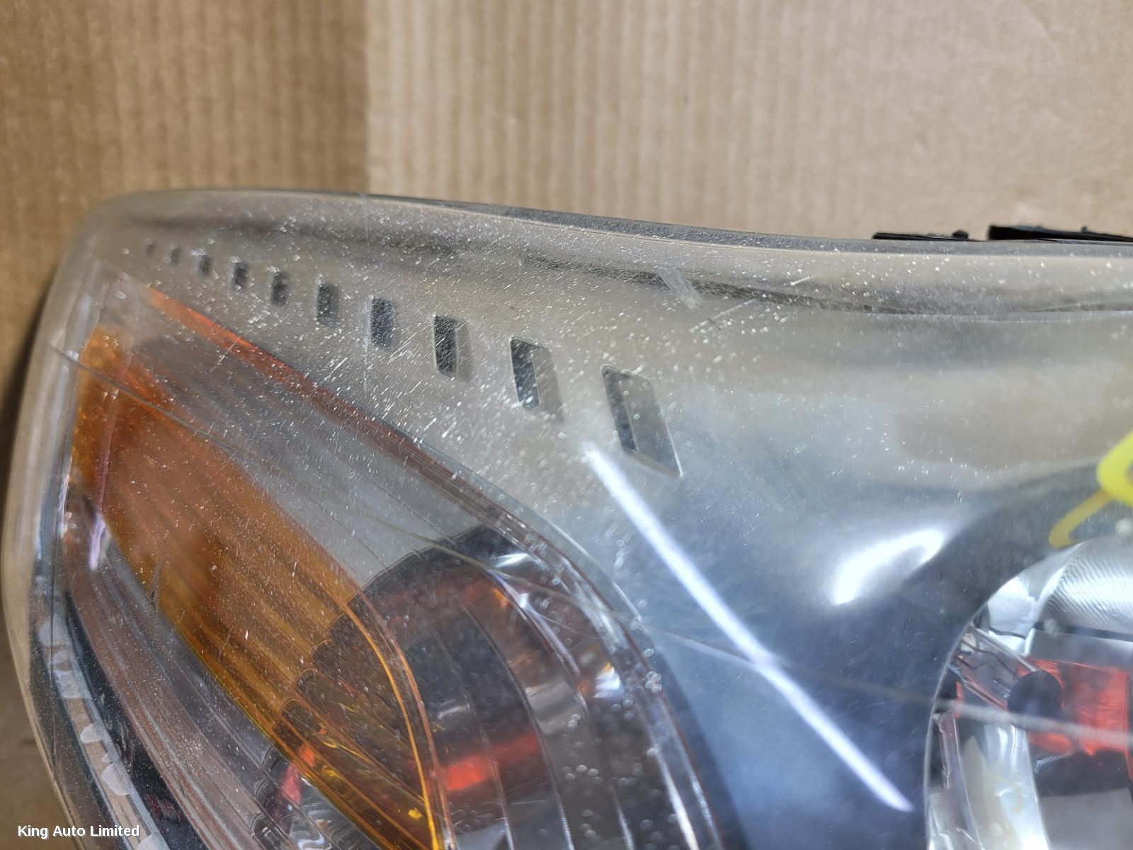Ford MONDEO 2013 Right Headlamp thumbnail 2