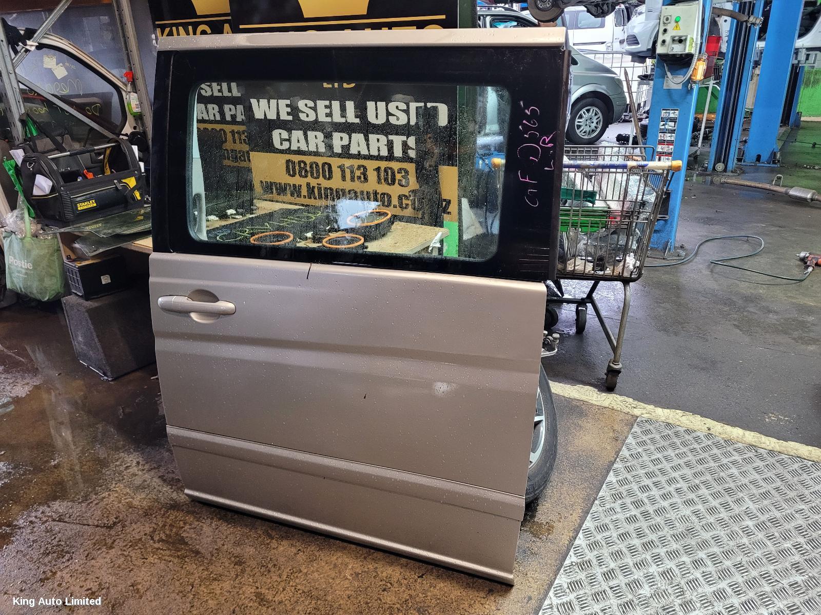 Mercedes-Benz VIANO 2005 Left Rear Door/Sliding thumbnail 2