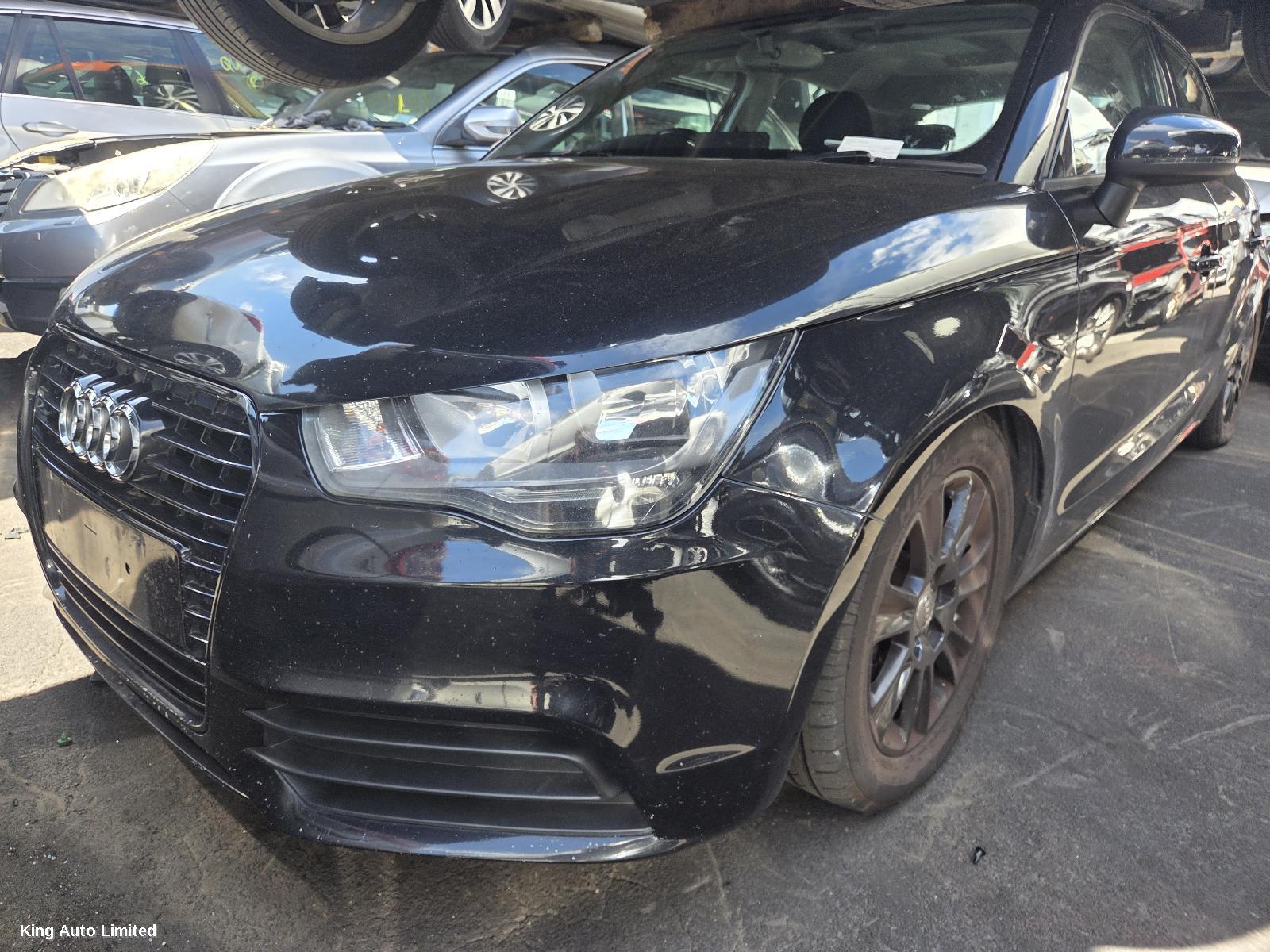 Audi - Audi A1 2013 Right Headlamp