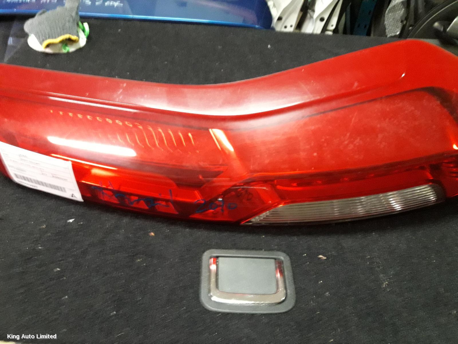 Nissan XTRAIL 2010 Right Taillight thumbnail 1