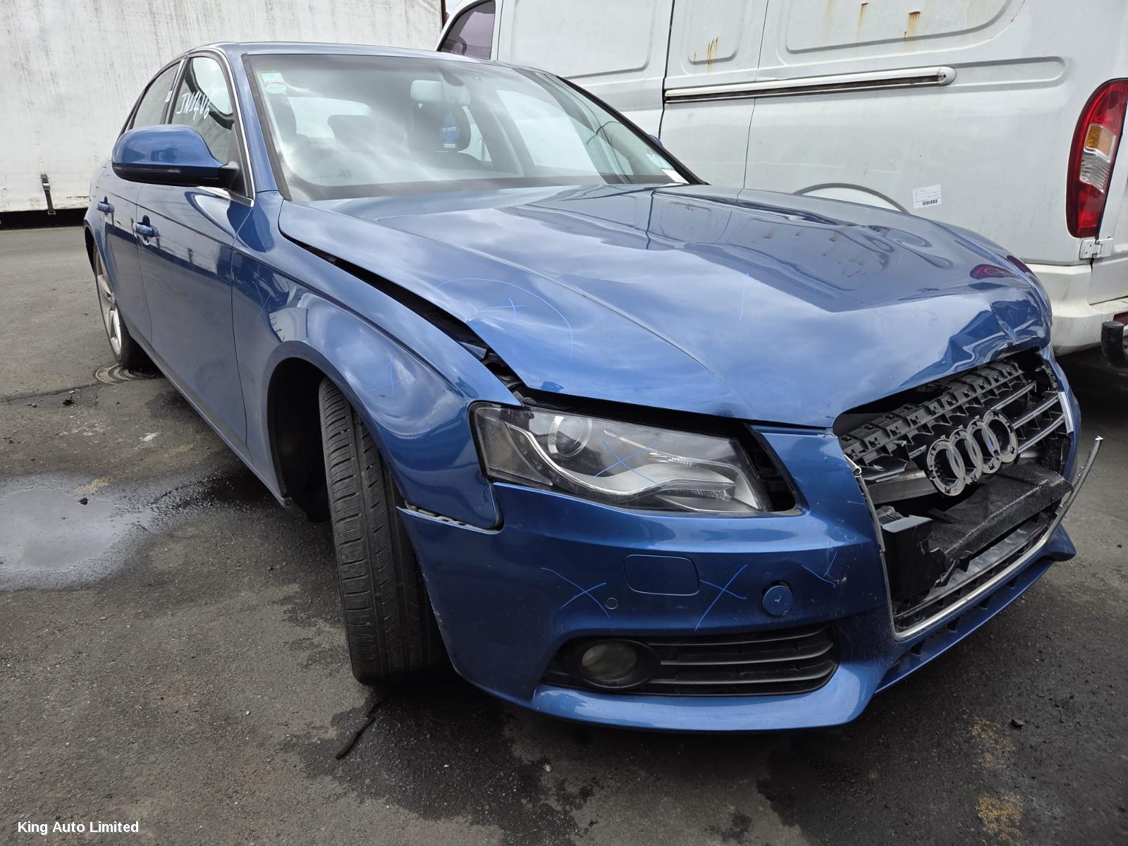 Audi - Audi A4 2008 Left Driveshaft