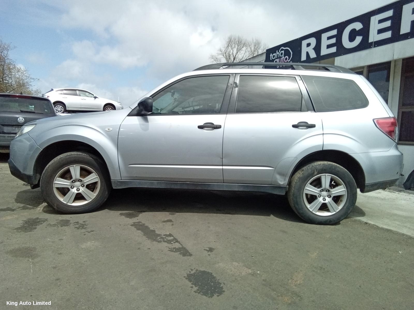 Subaru FORESTER 2012 Alternator thumbnail 3