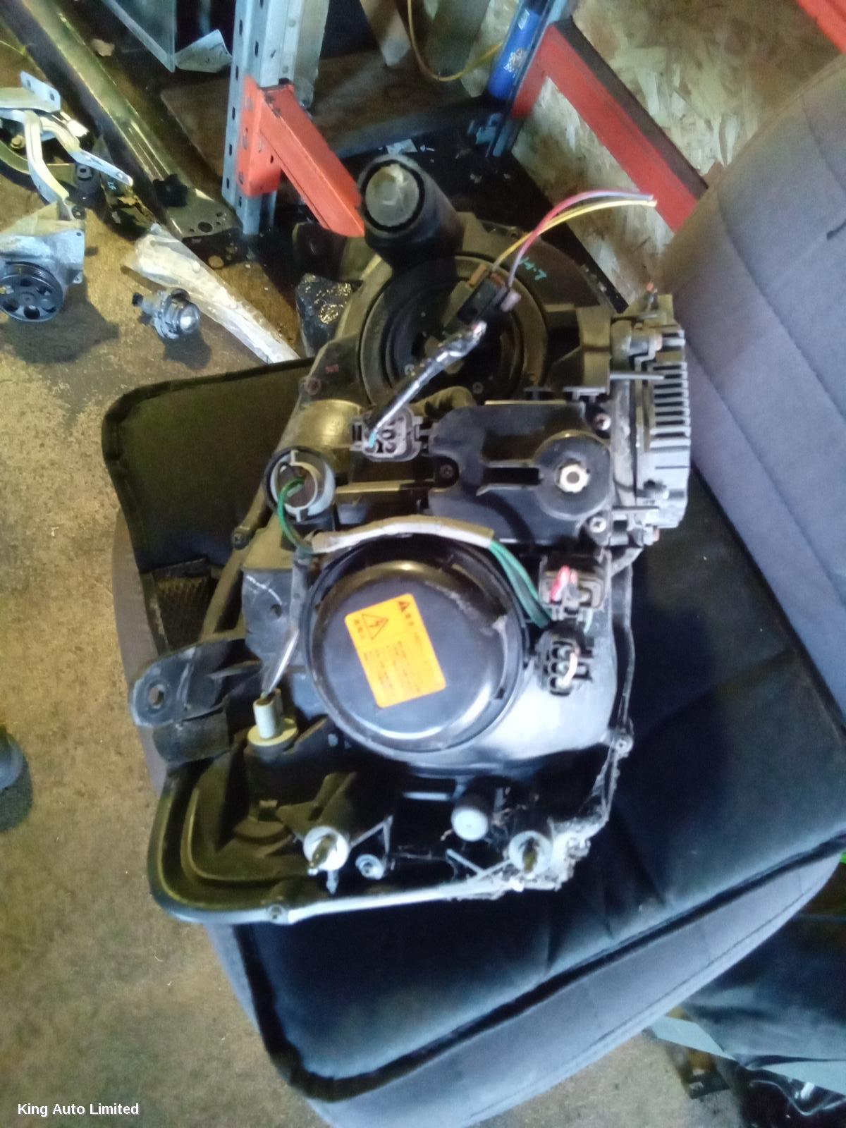 Subaru IMPREZA 2004 Left Headlamp thumbnail 2