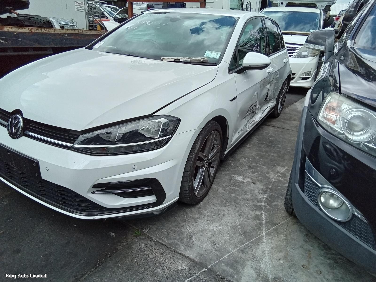 Volkswagen GOLF 2018 Left Door Mirror thumbnail 2