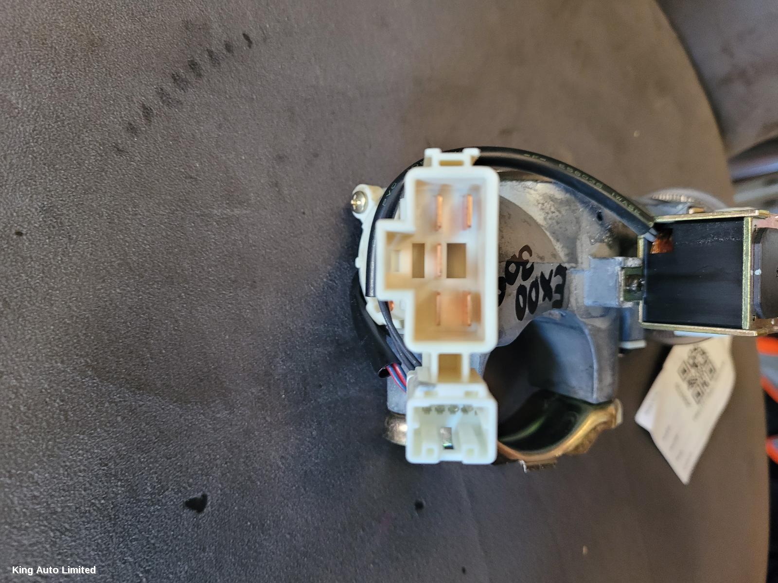 Subaru LIBERTY 2003 Ignition W/ Key thumbnail 3