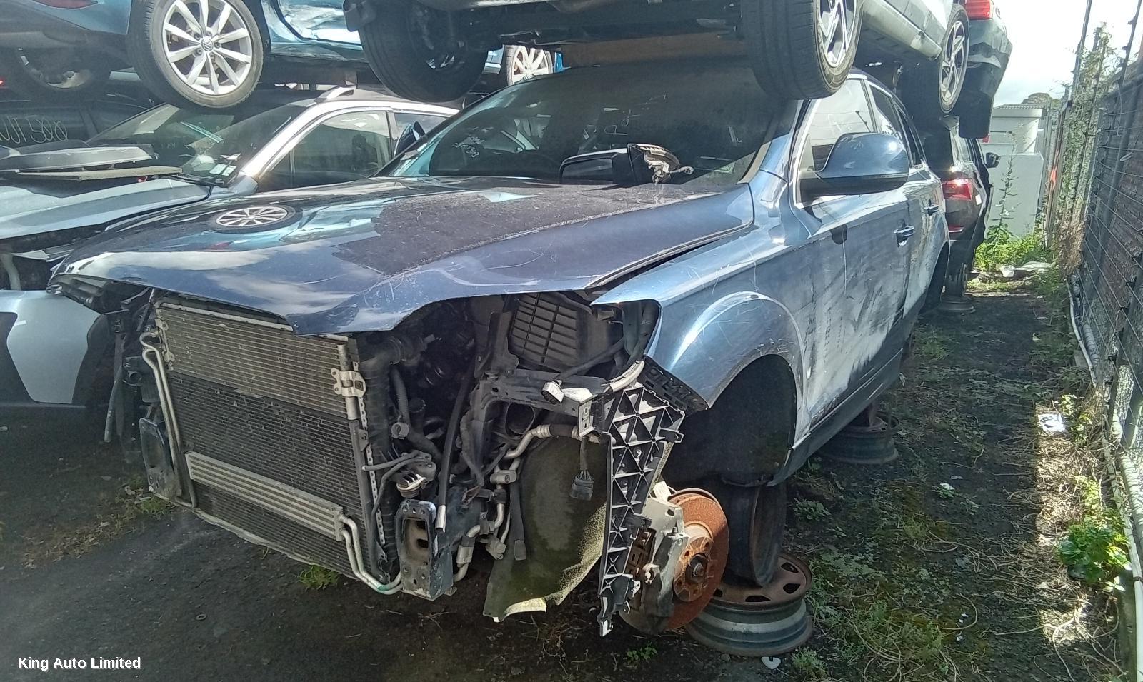 Audi Q7 2007 Left Headlamp thumbnail 1