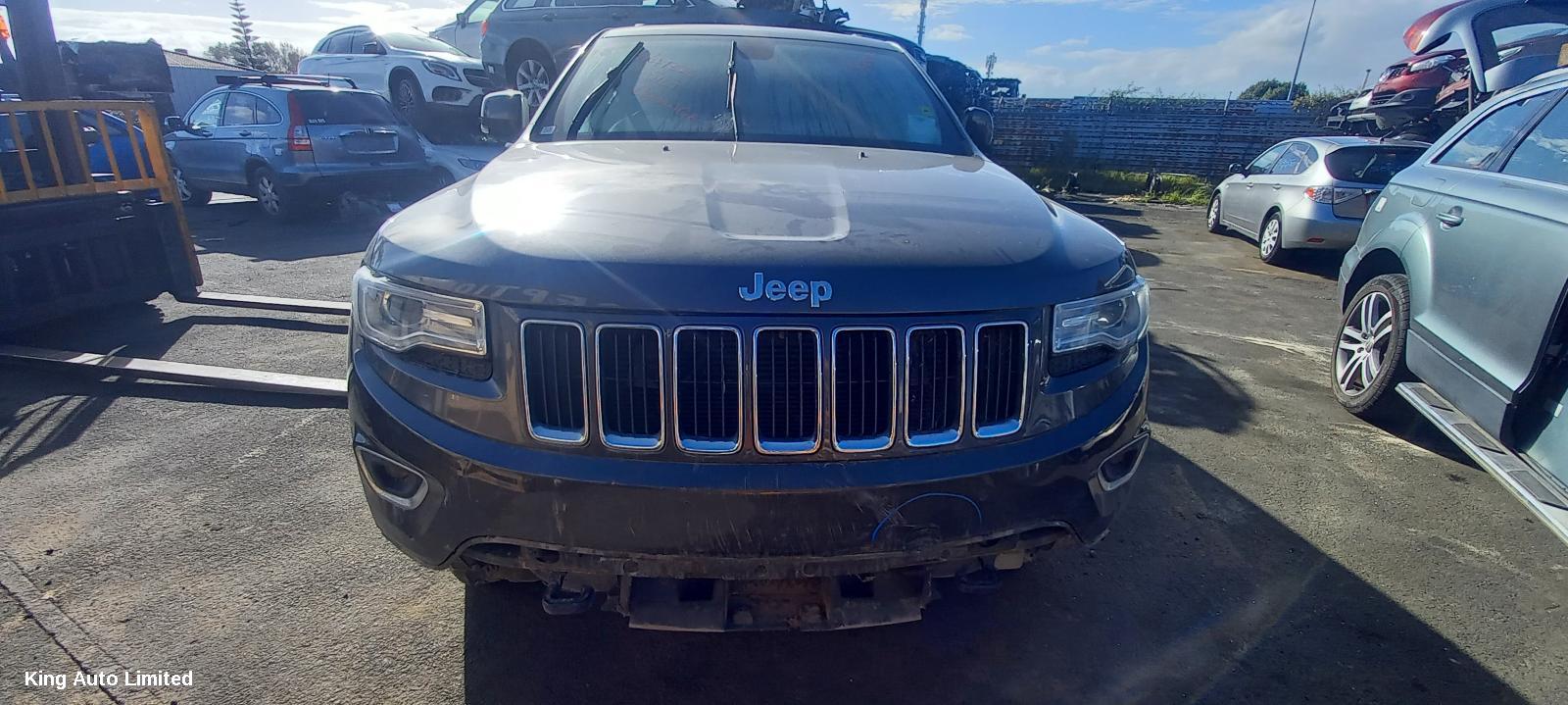 Jeep GRANDCHEROKEE 2016 Washer Bottle thumbnail 2
