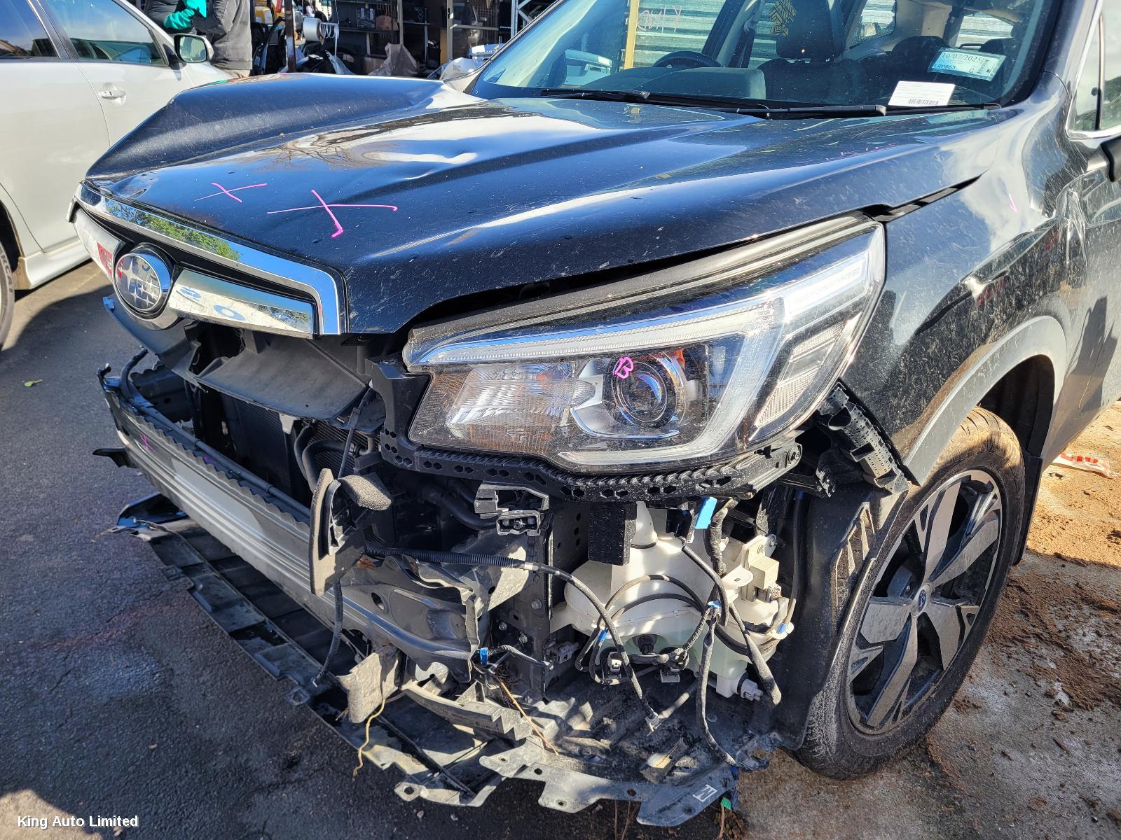 Subaru FORESTER 2018 Right Guard thumbnail 2