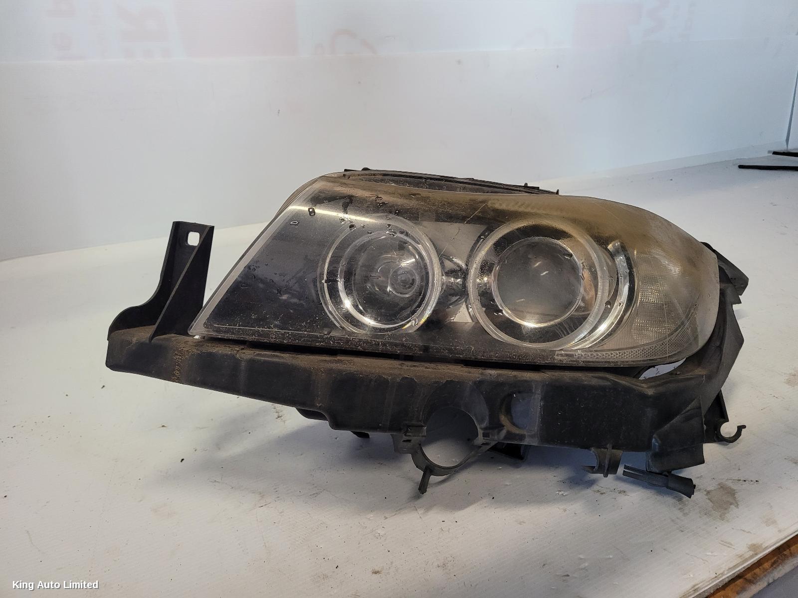 BMW 3 SERIES 2006 Left Headlamp thumbnail 2