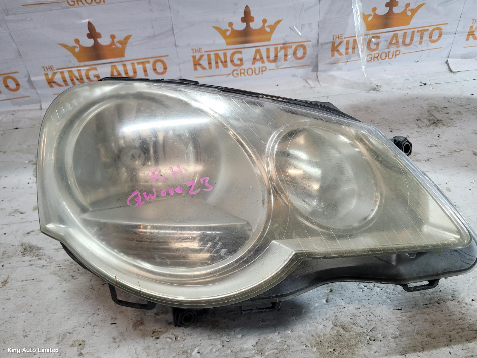 Volkswagen POLO 2008 Right Headlamp thumbnail 1