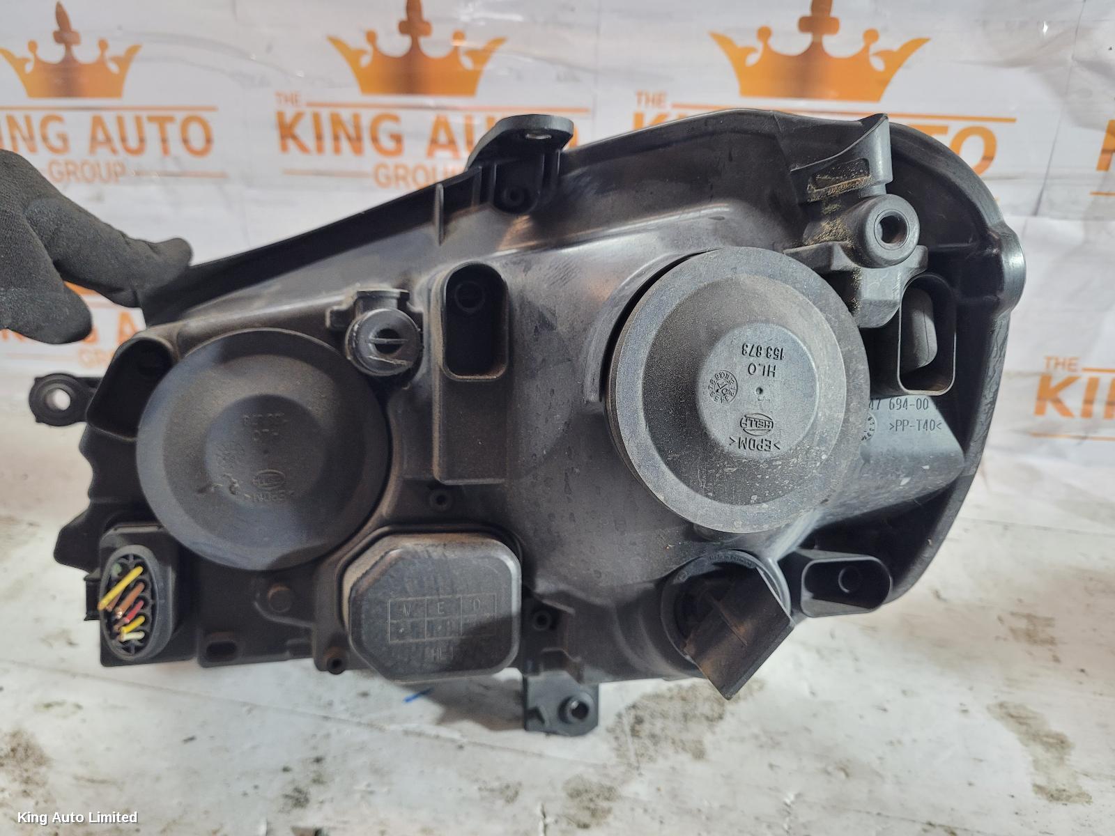 Volkswagen POLO 2008 Right Headlamp thumbnail 2