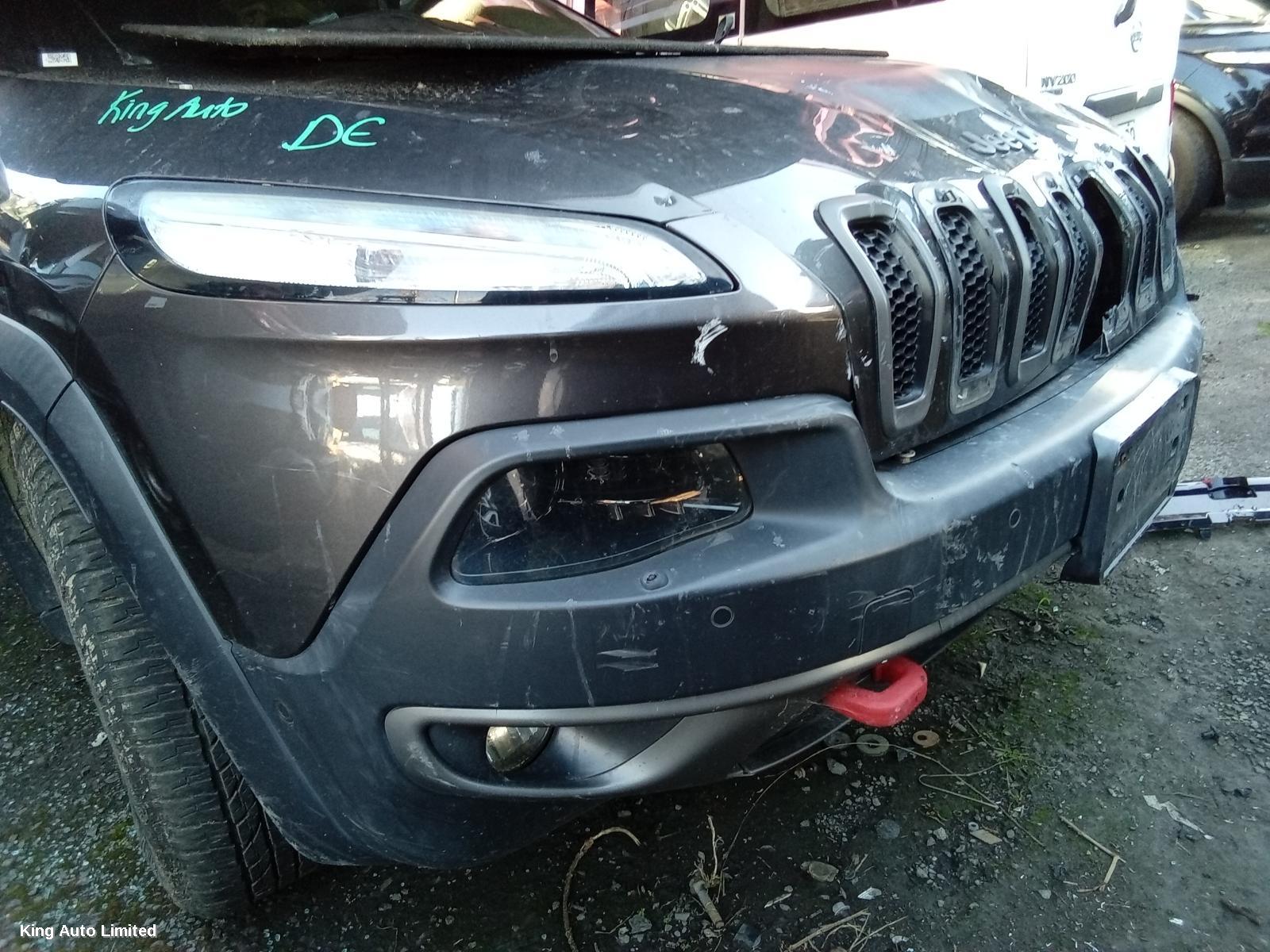 Jeep CHEROKEE 2014 Engine thumbnail 2