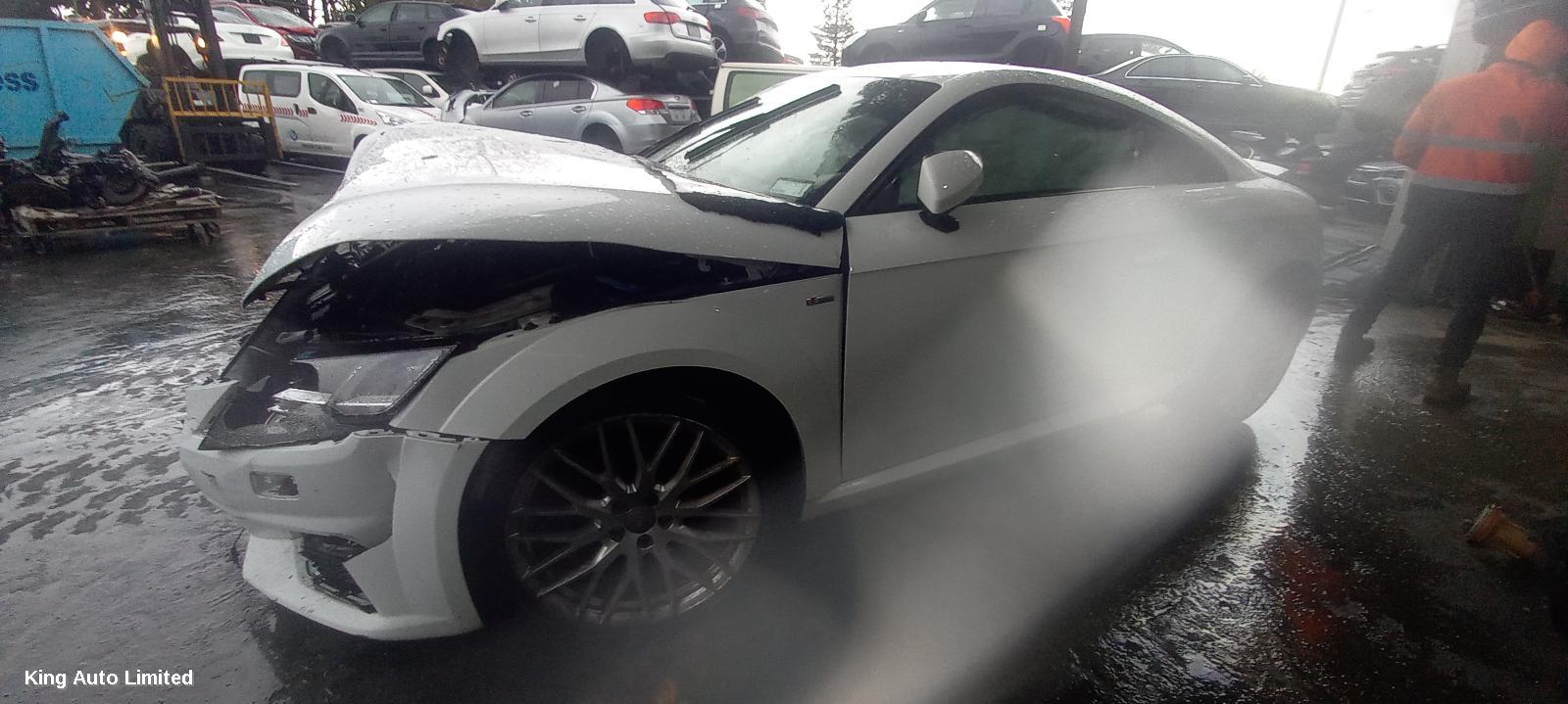 Audi TT 2015 Right Taillight thumbnail 3