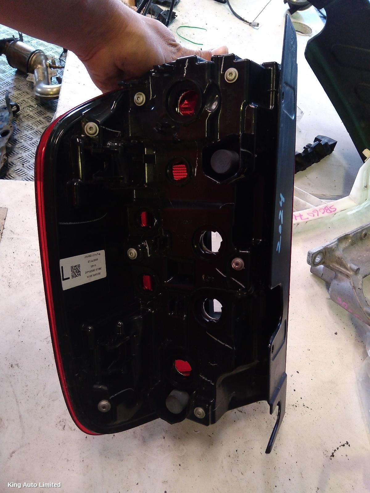 Volkswagen AMAROK 2024 Left Taillight thumbnail 2