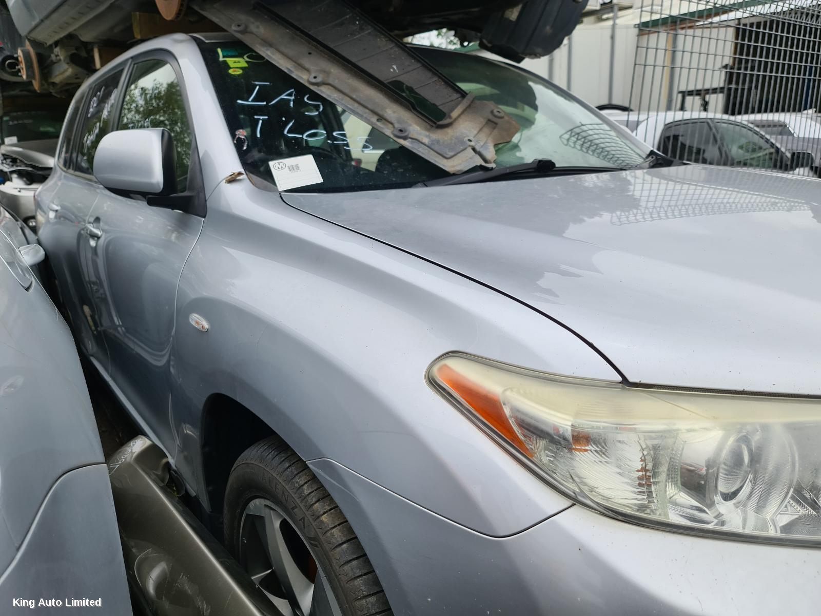 Toyota KLUGER 2013 Washer Bottle thumbnail 3