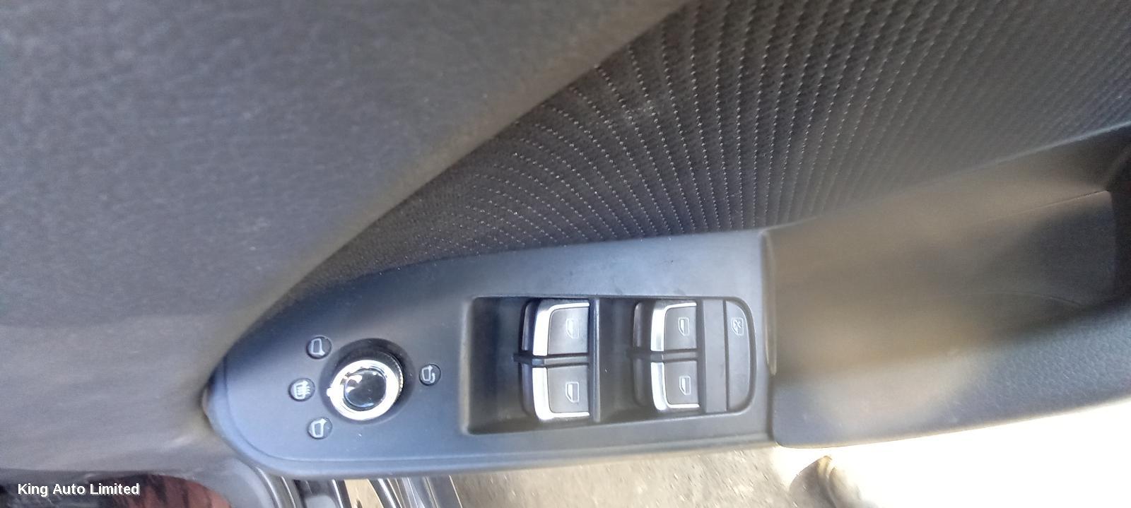 Audi A4 2012 Left Door Mirror thumbnail 3