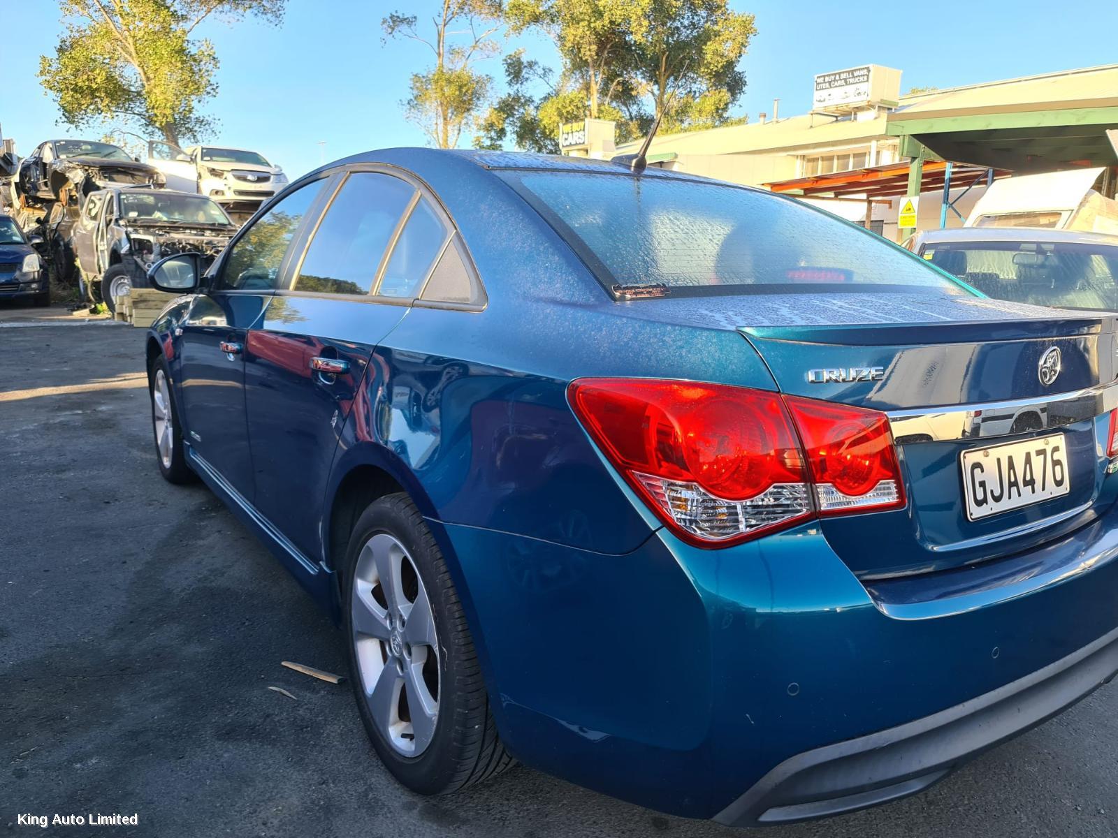 Holden CRUZE 2012 Right Door Mirror thumbnail 3